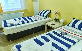 Deniz Pension
